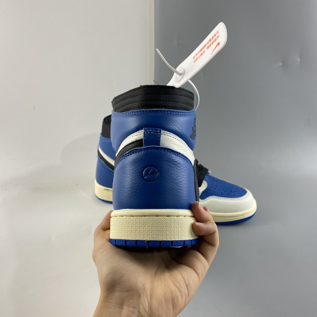P240   Travis Scott x Air Jordan 1 High OG AJ1闪电倒勾 DH3227-105