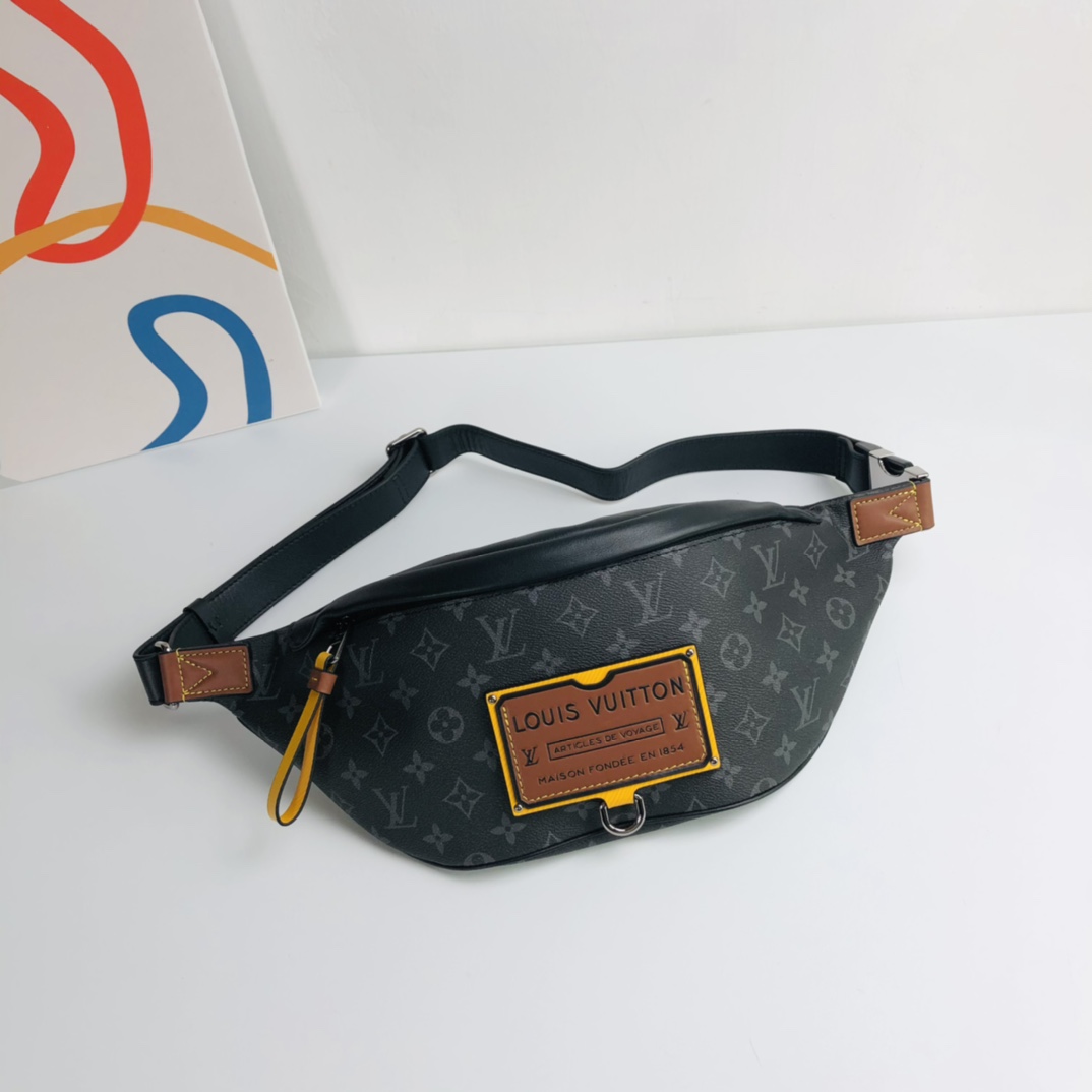 Louis Vuitton LV Discovery Belt Bags & Fanny Packs Monogram Eclipse Canvas Fashion Casual M45220