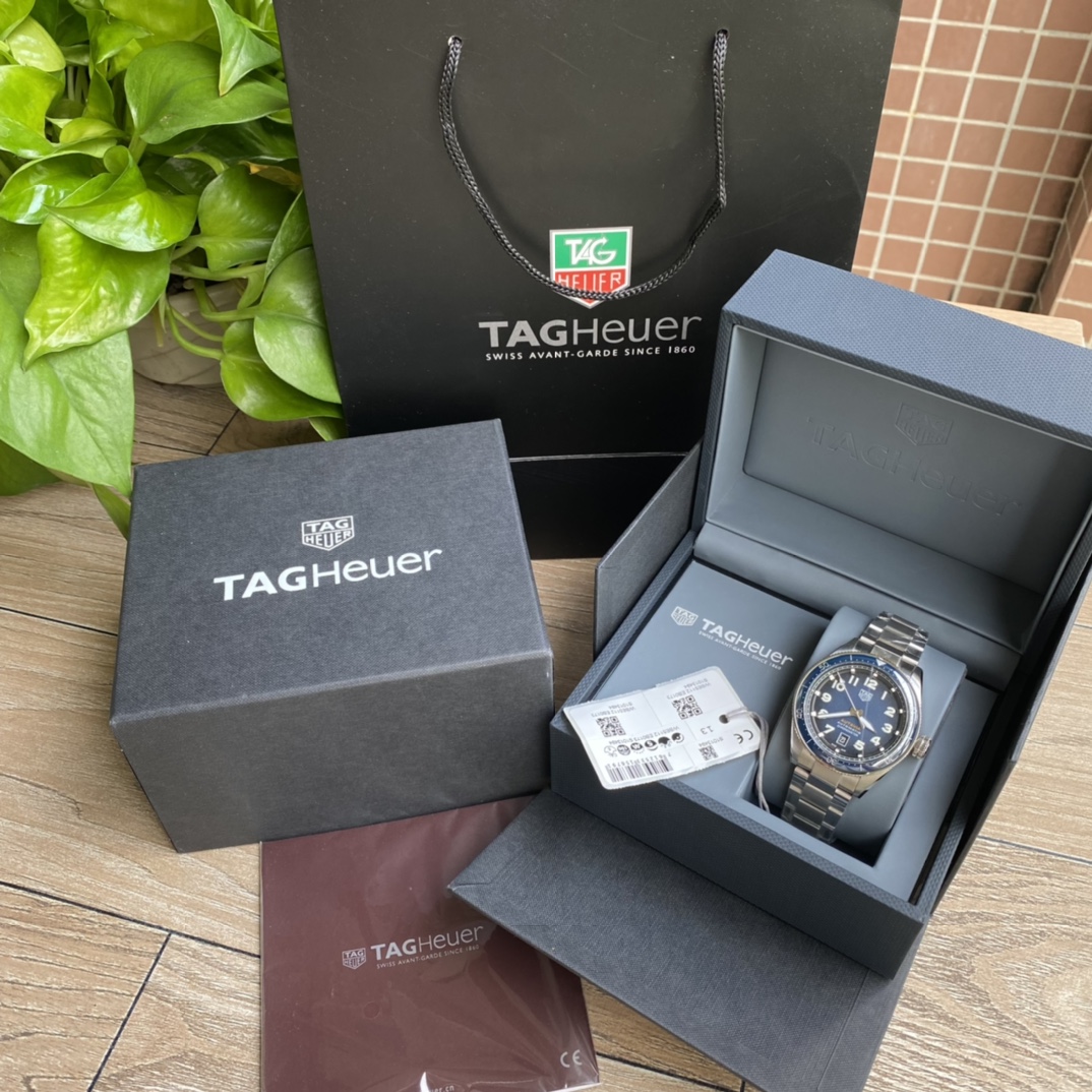 lote. ¡Llega TAG Heuer! Nueva caja de bronce con bisel giratorio bidireccional, correa de acero inoxidable 316, caja de…