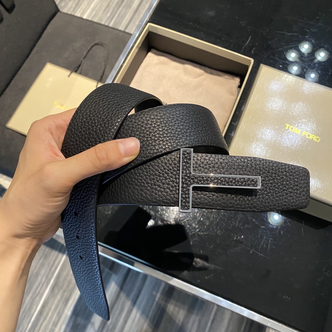 Tom Ford TOM FORD 汤姆福特。高端双面小牛皮，简约商务男士腰带，优雅，双面使用，宽度4.0CM