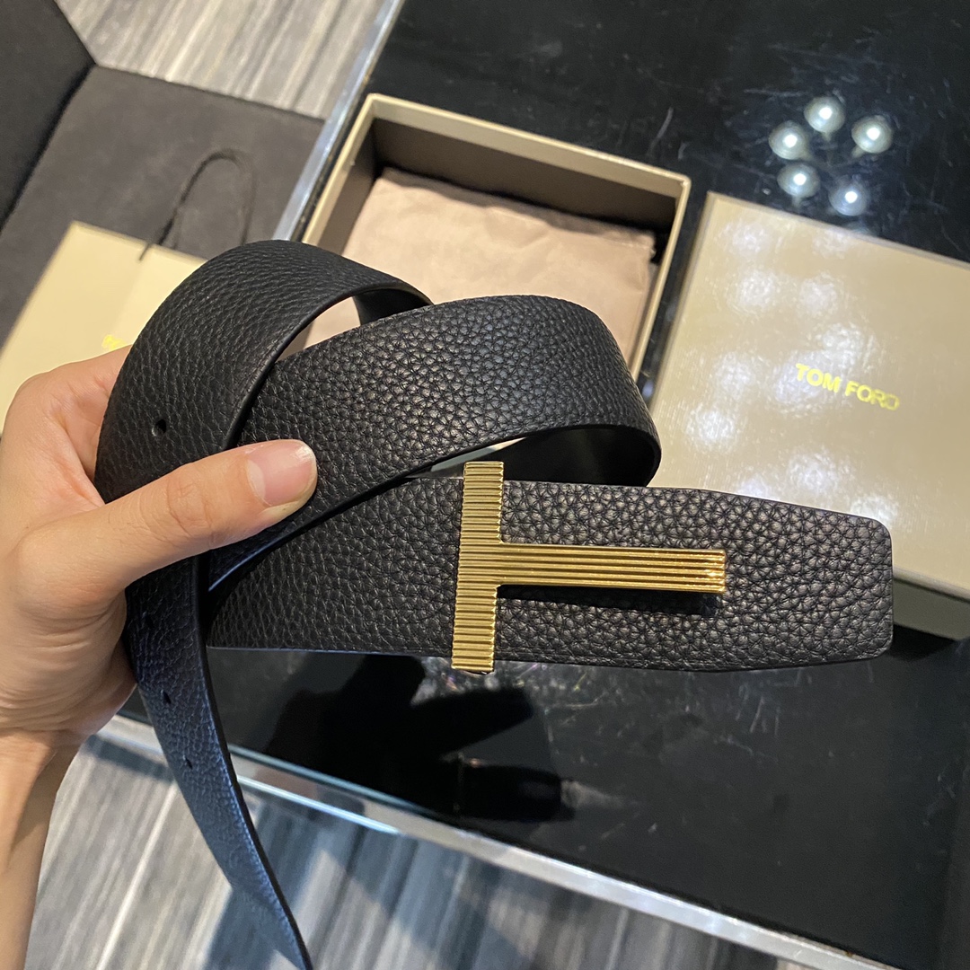 Tom Ford TOM FORD 汤姆福特。高端双面小牛皮，简约商务男士腰带，优雅，双面使用，宽度4.0CM