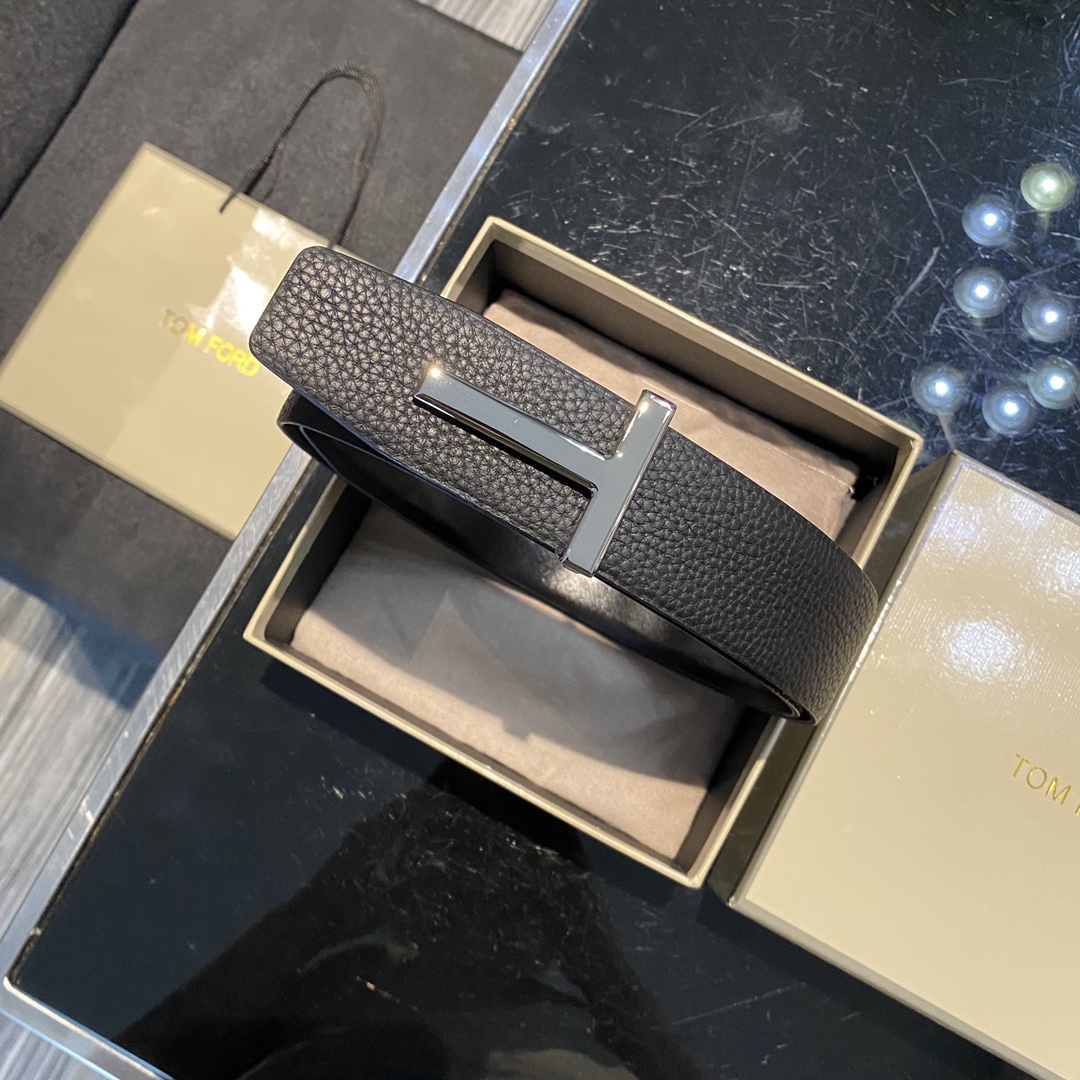 Tom Ford Double-Sided Calf Leather Business Belt, Elegant and Versatile, 4.0CM Wide