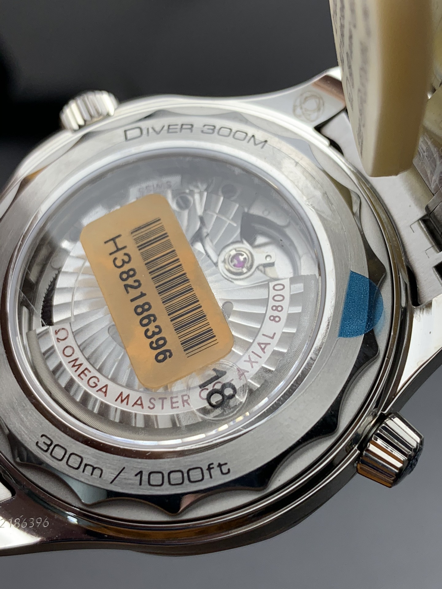 Omega 蓝灰海马300