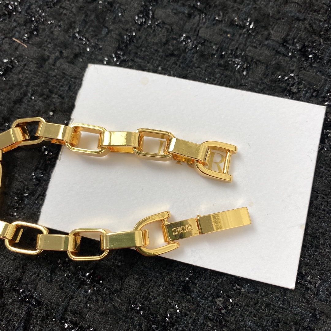 编码H406 🛍手链热销款火爆上新❣🛍同步专柜‼独家高端品质实拍图‼代购级别‼做工精致细腻👍重工版本😎超