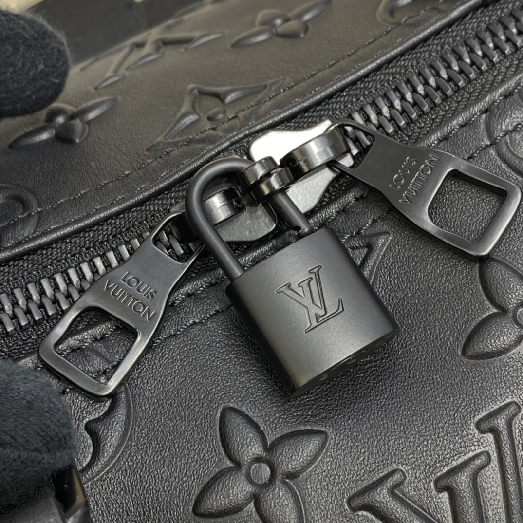 Wholesale Replica Shop
 Louis Vuitton LV Keepall Travel Bags Black Dark Green Cowhide M57963