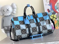 Lv Louis Vuitton Versión de gama alta N40410 Lista original de nivel superior Esta bolsa de viaje de la avenida está hecha de colores sutiles de gradiente para el lienzo gigante de grafito Damier, y se combina con correas de hombro flexibles y ajustables. Viajar, lograr el almacenamiento liviano que necesita en su vida diaria. Dimensiones: 50.0 x 29.0 x 23.0 cm 1 Lv Louis Vuitton Versión de gama alta N40410 Lista original de nivel superior Esta bolsa de viaje de la avenida está hecha de colores sutiles de gradiente para el lienzo gigante de grafito Damier, y se combina con correas de hombro flexibles y ajustables. Viajar, lograr el almacenamiento liviano que necesita en su vida diaria. Dimensiones: 50.0 x 29.0 x 23.0 cm