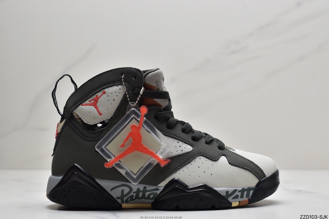 250 乔丹7代Air Jordan  7 黑漆皮 313358-006