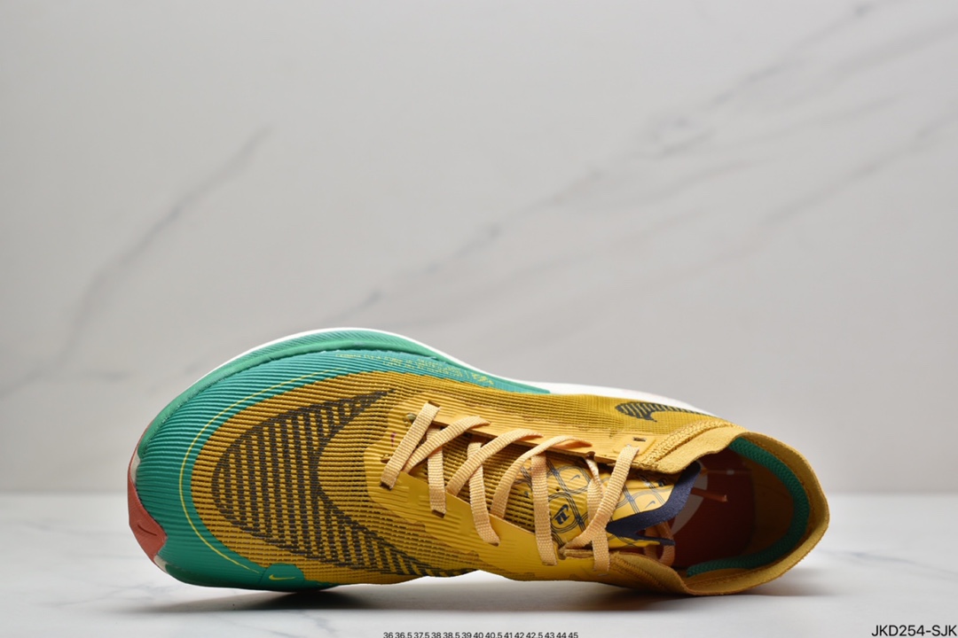 160 耐克Nike ZoomX Vaporfly Next% 马拉松跑步鞋DM9056-100