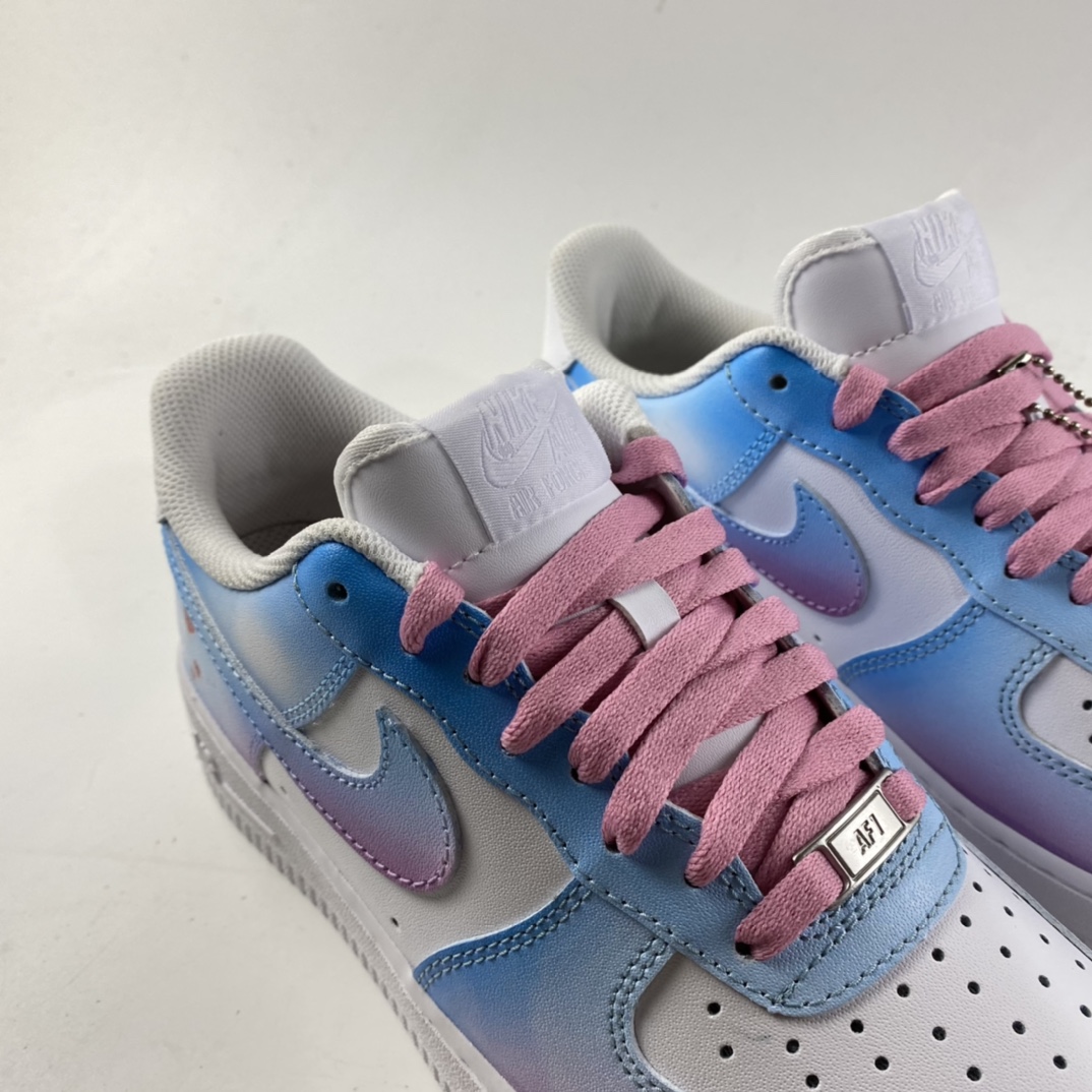 P260  NIKE Air Force 1’07 Low 空军一号情人节限定多彩低帮板鞋 CW2288-111
