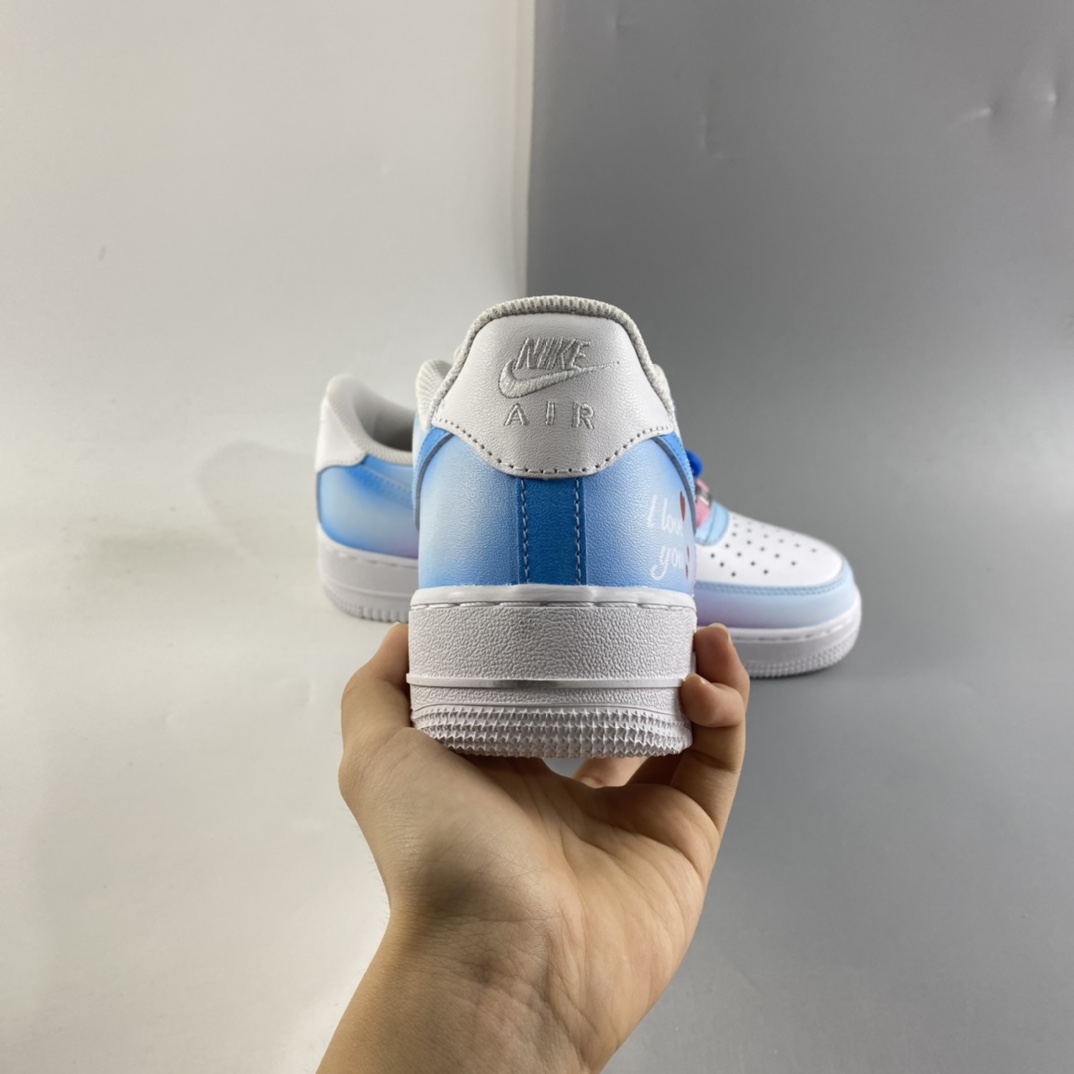 P260  NIKE Air Force 1’07 Low 空军一号情人节限定多彩低帮板鞋 CW2288-111