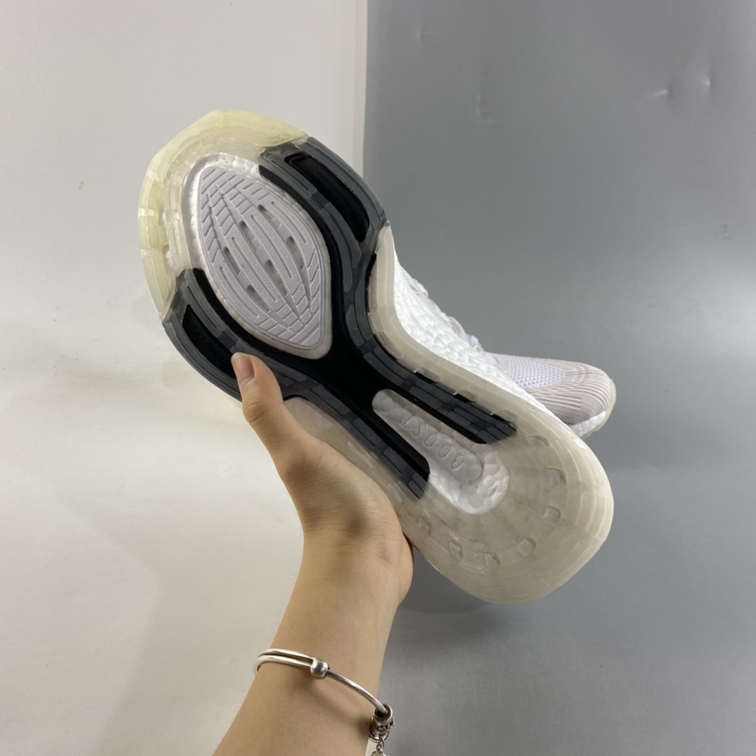 P200  AD UltraBoost 21 加厚爆米花袜套式针织鞋面休闲运动慢跑鞋 FY0838
