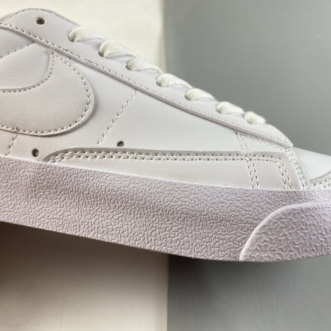 P160  NIKE Blazer Low ’77 Vintage 开拓者皮面低帮休闲板鞋 DC4769-101