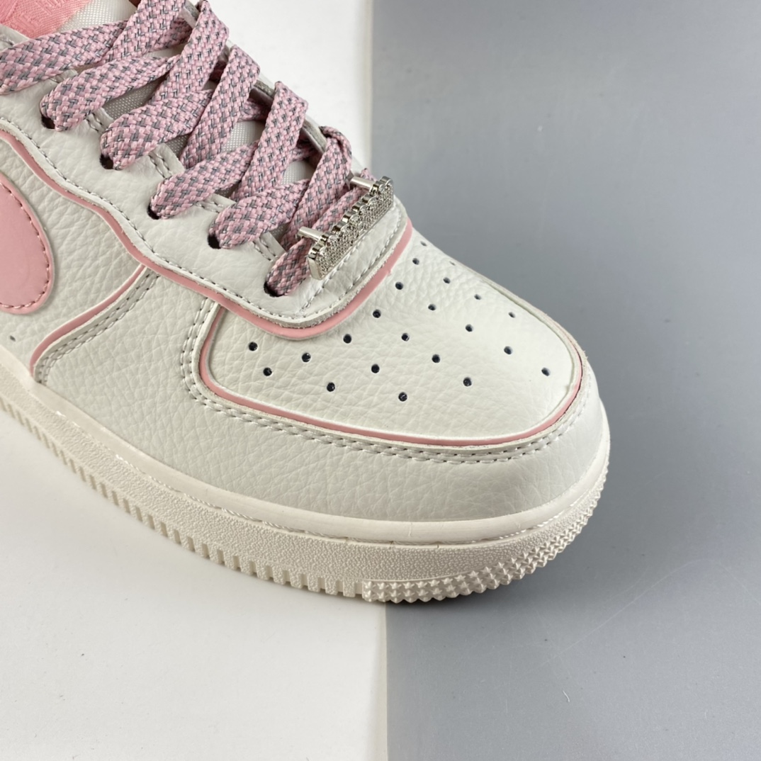 P260  NIKE Air Force 1 ’07 Low 米白粉炫彩“夜魔侠”空军一号低帮运动休闲板鞋 UH8958-033