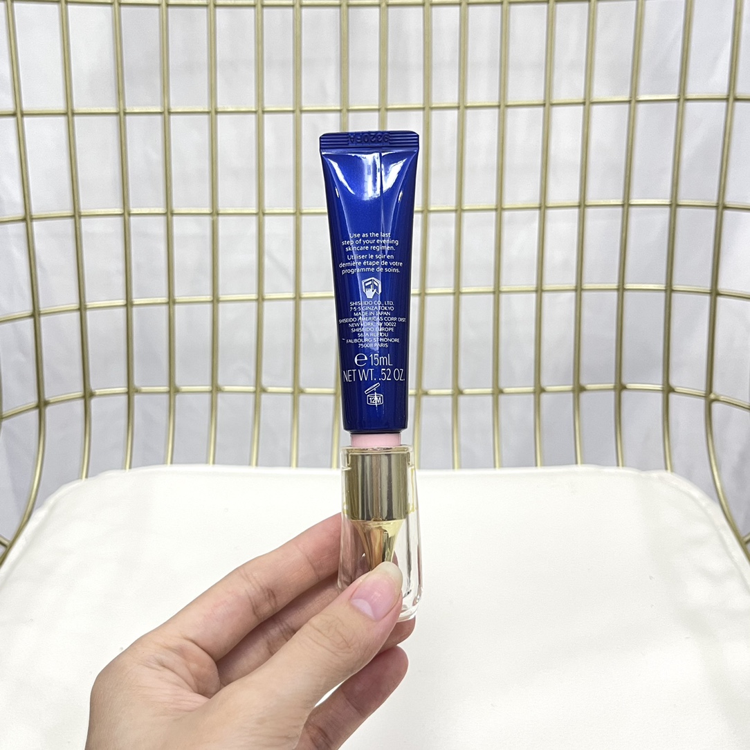 Shiseido Vital Perfection Wrinklelift Cream - Eye Cream 15ml 4 i1628928882 7266 3
