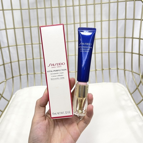 Shiseido Vital Perfection Wrinklelift Cream - Eye Cream, 15ml 1 Shiseido Vital Perfection Wrinklelift Cream - Eye Cream, 15ml