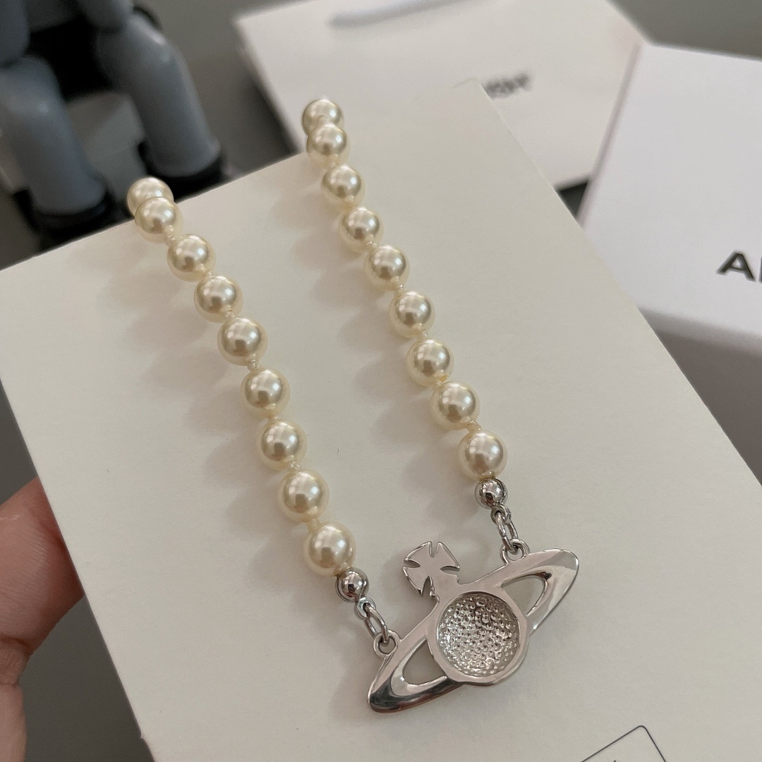 项链 银色金色可选 高品质 细节如图【VivienneWestwood】宝宝,什么是快乐星球,来,这