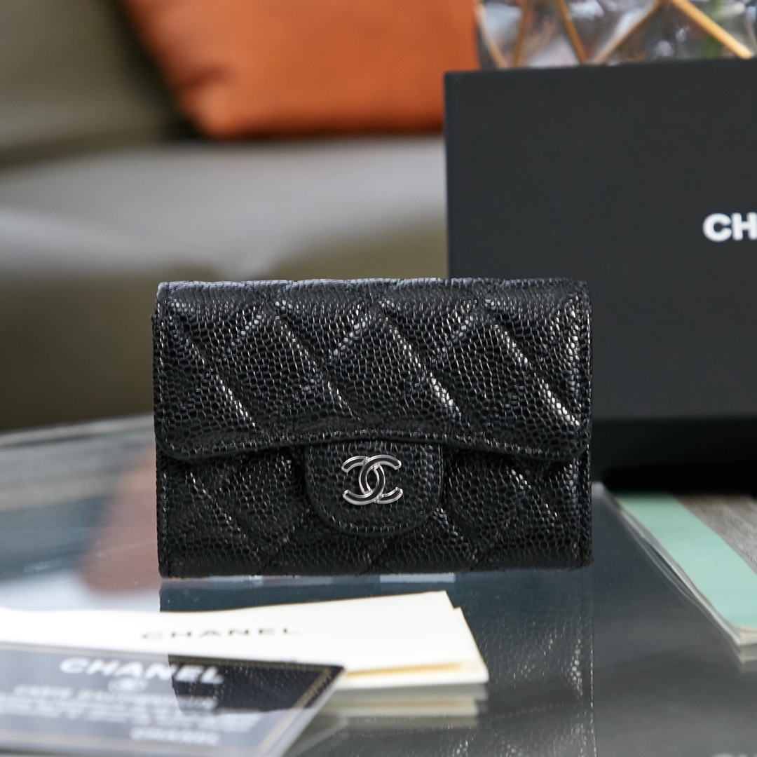 NO:184504,Special price for Double Eleven: Grandma Xiang’s classic CF card bag, the most best small card bag, you can put important documents on the front compartment, and more than 10 bank cards inside. It can be used as a card bag, and it can also be used as a coin and wallet key bag, and go wherever you want to go... Recommended index A80799～0. Reference size 7.5/11/2cm, special offer flash sale, wallets19860909双十一特惠价 香奶奶经典cf卡包,最最最好用的一款小卡包,前面隔层可以放重要的证件,内部放10几张银行卡绰绰有余,既可以当卡包,还可以做零钱包钥匙包,一部手机一个卡包想去哪嗨就去哪嗨…… 推荐指数 A80799～0.参考尺寸7.5/11/2cm,特价秒杀,wallets,Bag