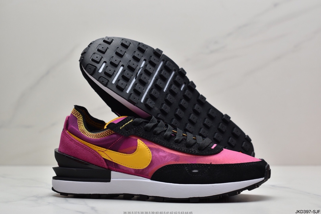160 耐克 Sacai  华夫 镂空 解构鞋 Nike Waffle One “Summit White”轻跑鞋鞋身以经典 DA7995-101