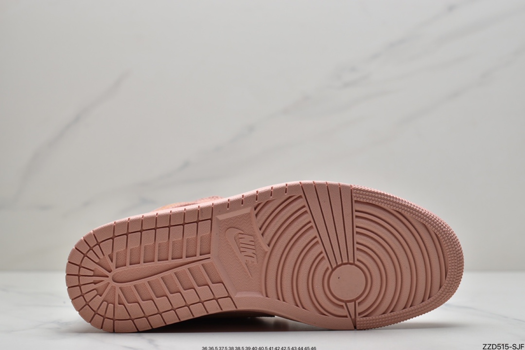 250 乔丹  Air Jordan 1 Mid  美国 蓝红白色 Jordan Brand 发布了以“美国”为主题852542-600
