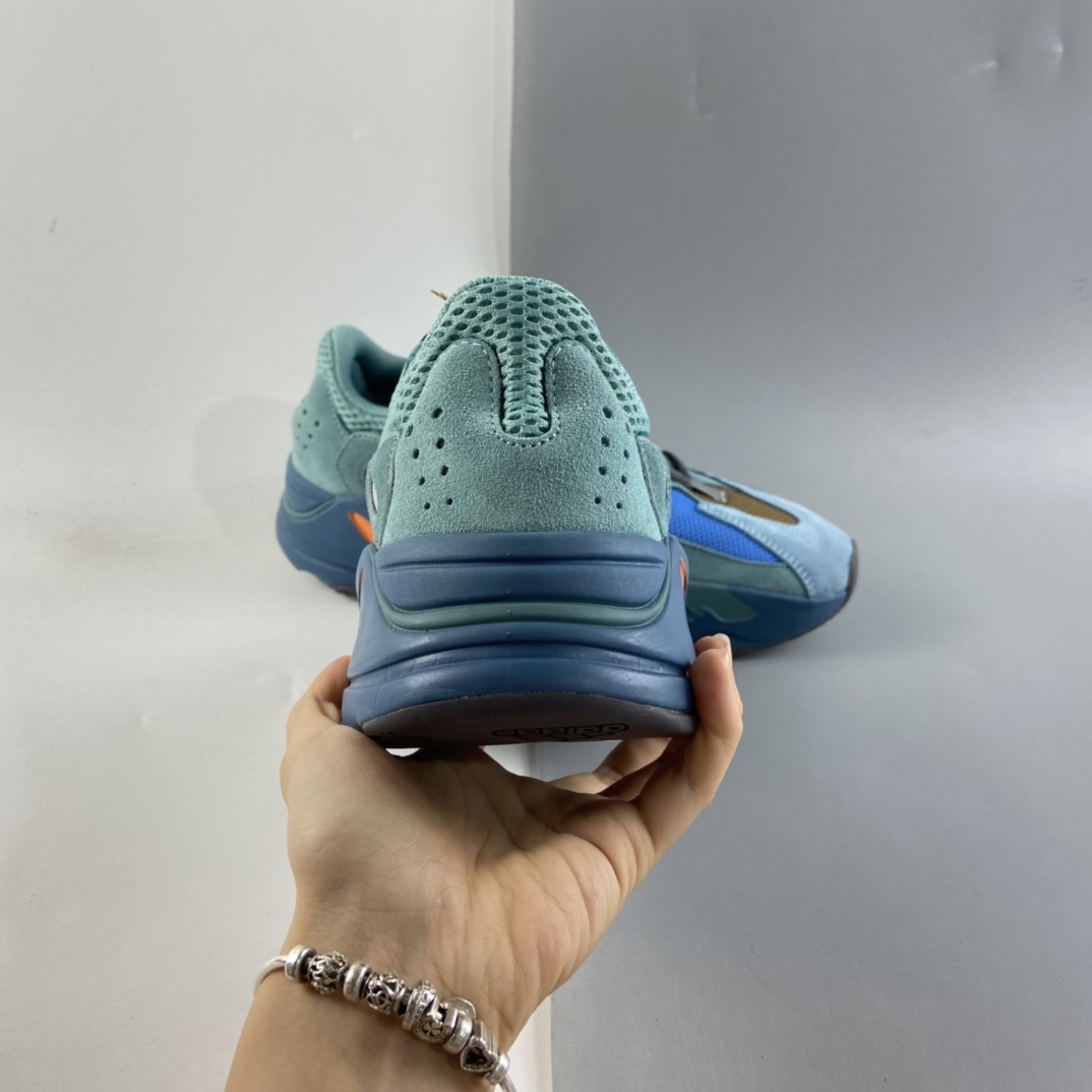 P320   AD Yeezy Boost 700 V2  椰子复古爆米花中底姥爷慢跑鞋 GZ2002