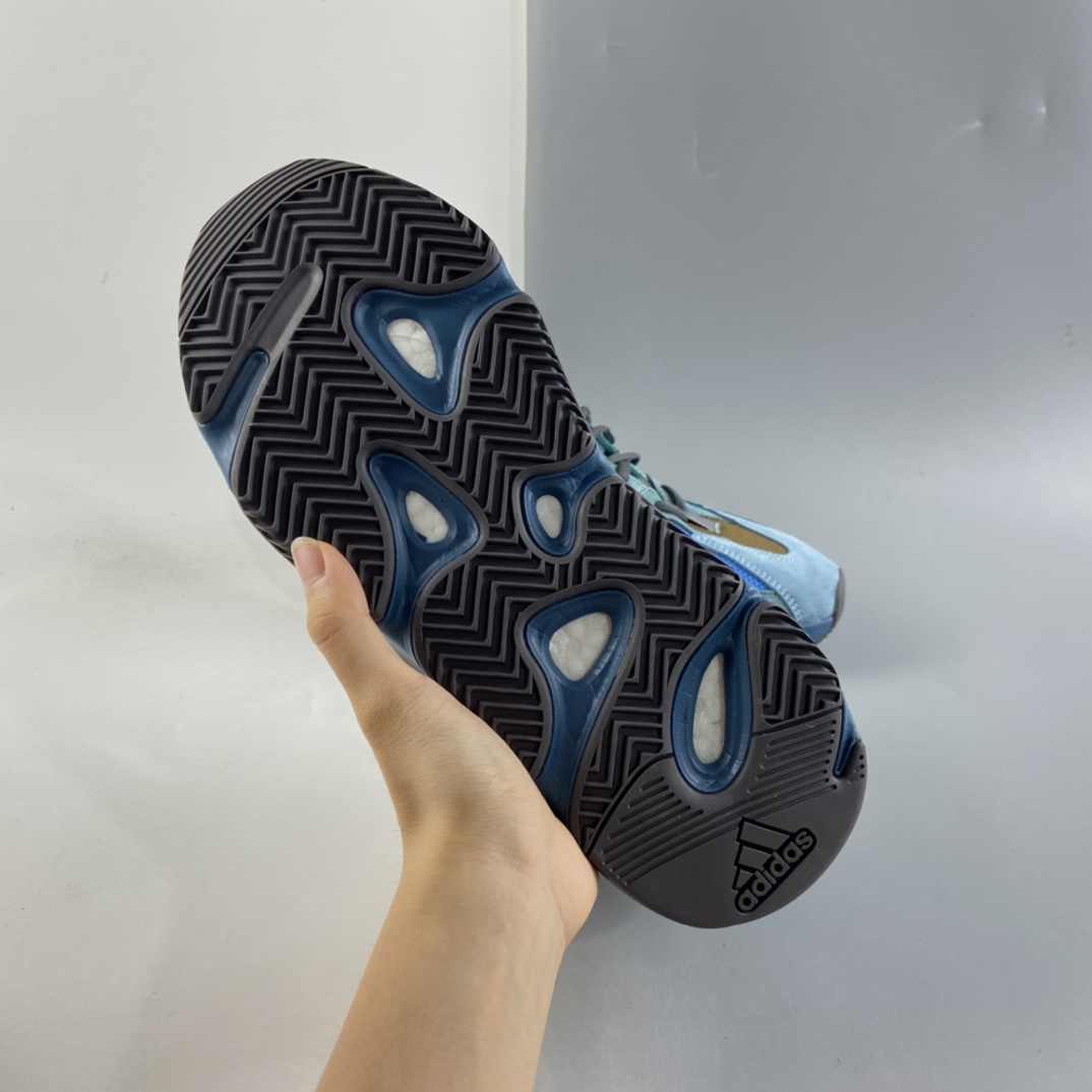 P320   AD Yeezy Boost 700 V2  椰子复古爆米花中底姥爷慢跑鞋 GZ2002
