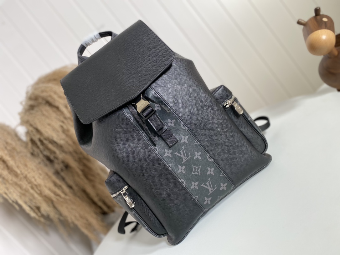 Louis Vuitton LV Outdoor Bags Backpack Black Monogram Canvas Vintage M30417