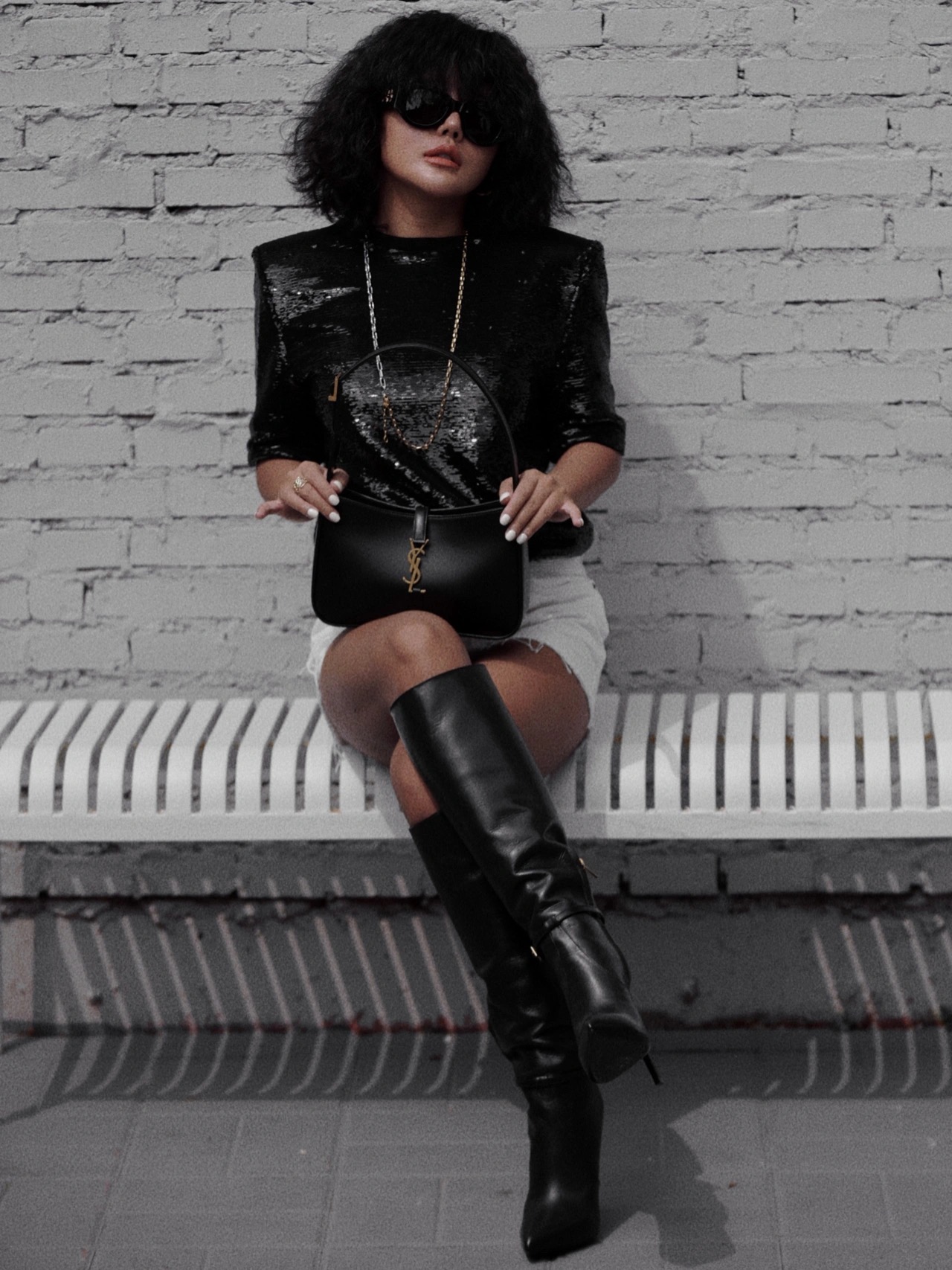 Saint laurent Ysl LE 5 À 7 平纹腋下包 657228黑色