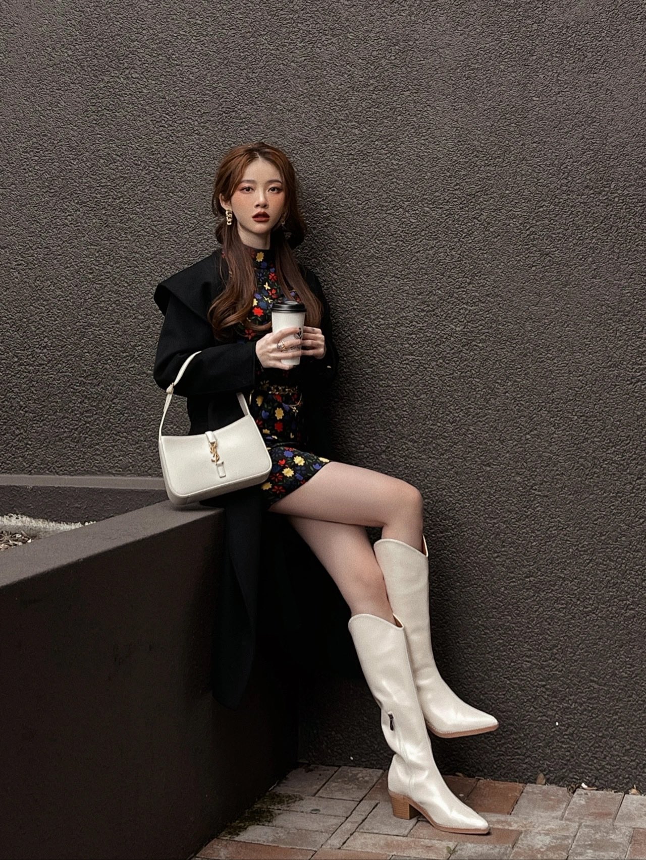 Saint laurent Ysl LE 5 À 7 平纹腋下包 657228白色