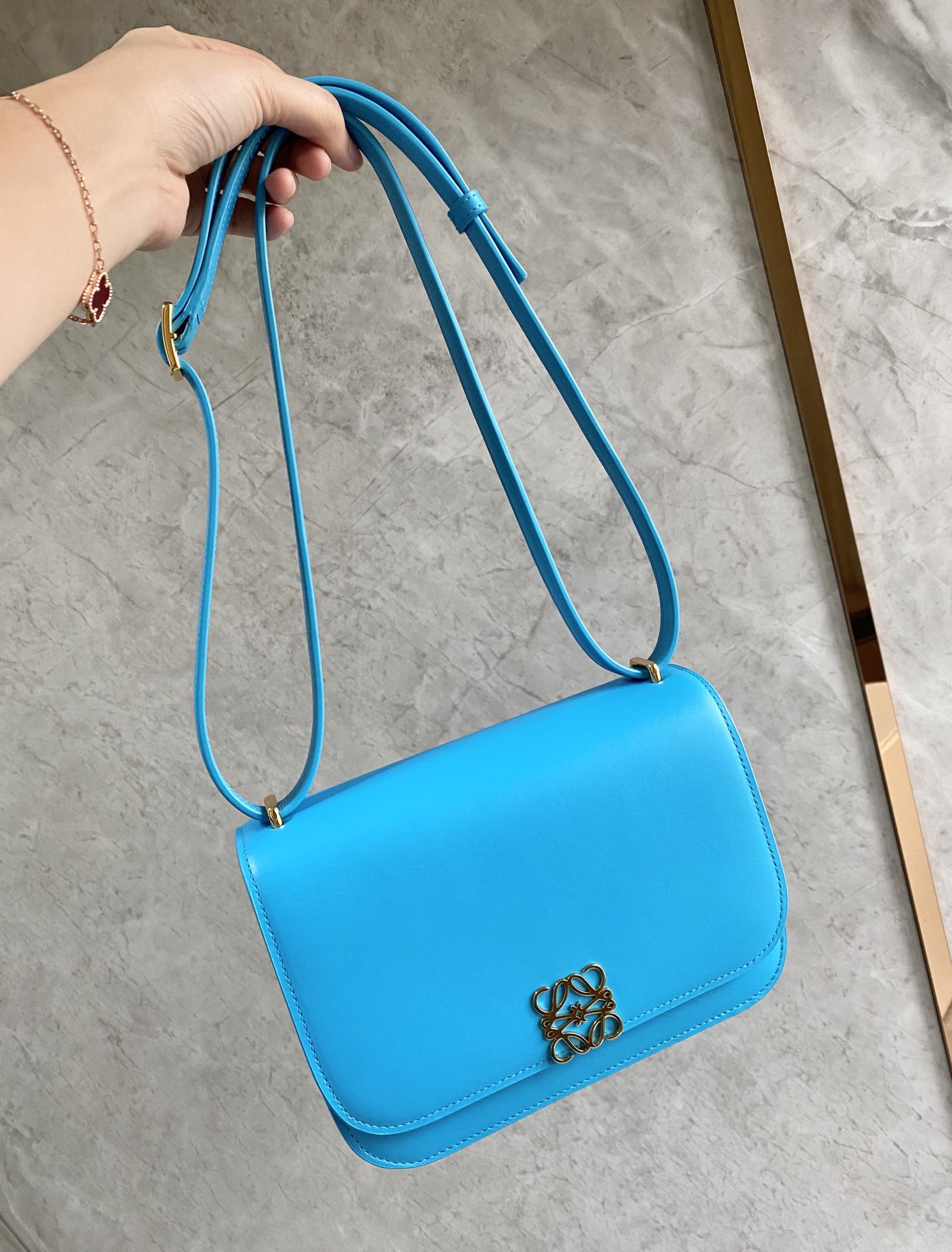 LOEWE罗意威 最新款Goya Bag 小号蓝色0666
