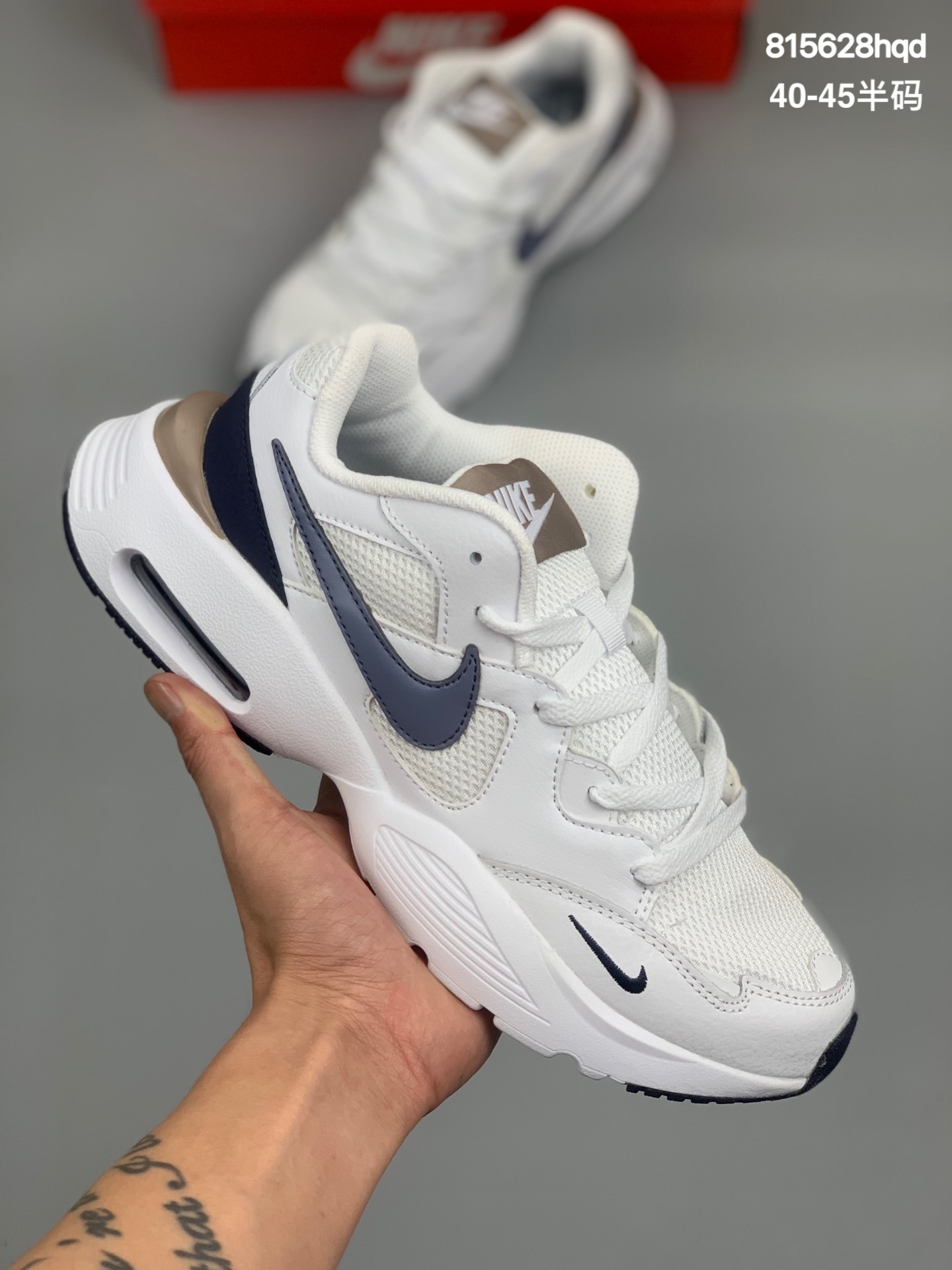 
真标半码  Nike Air Max Fuslon 夏季网面休闲透气慢跑鞋 货号：CJ1670 
尺码：40 40.5 41 42 42.5 43 44 45
编码:815628hqd