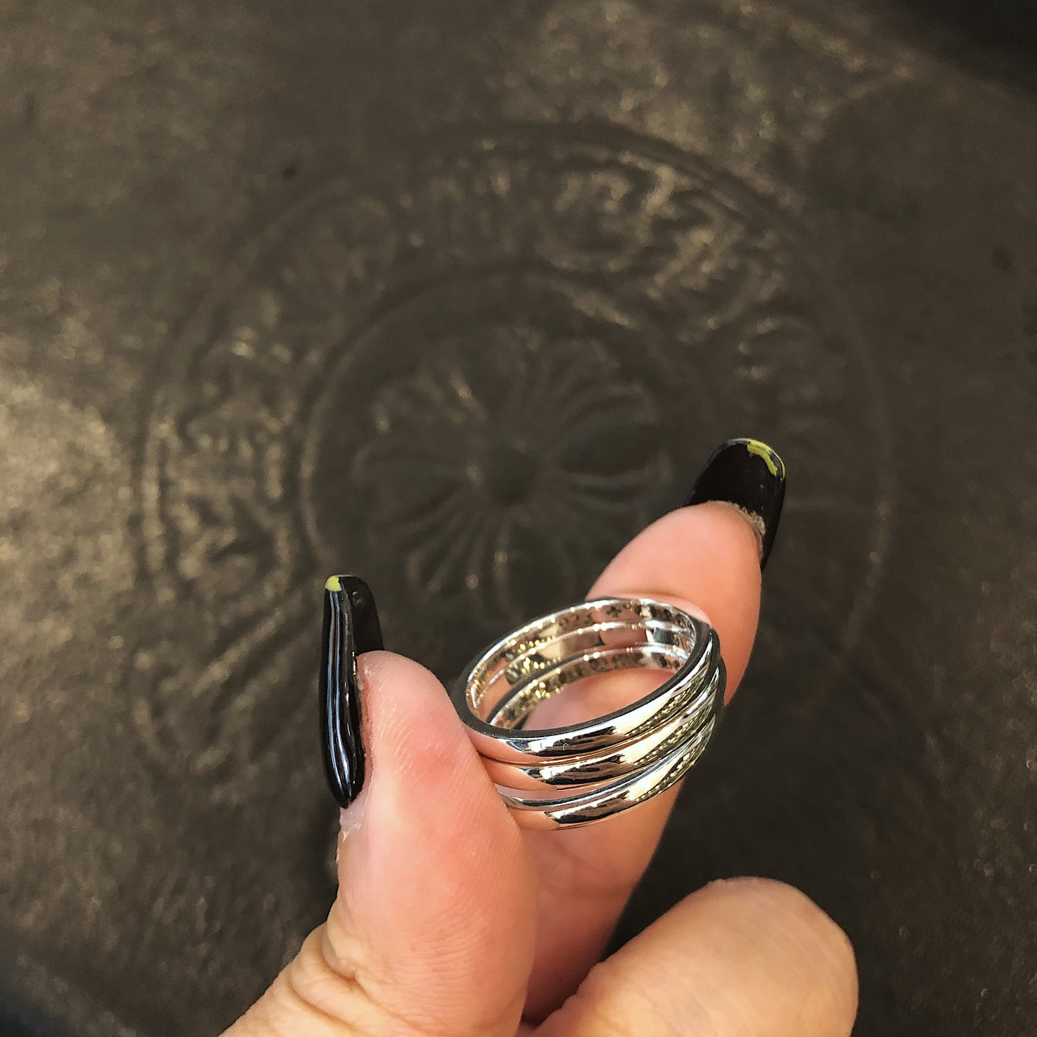 Chrome Hearts 新品上架𝐂𝐡𝐫𝐨𝐦𝐞 𝐡𝐞𝐚𝐫𝐭𝐬 克罗心 素圈戒指