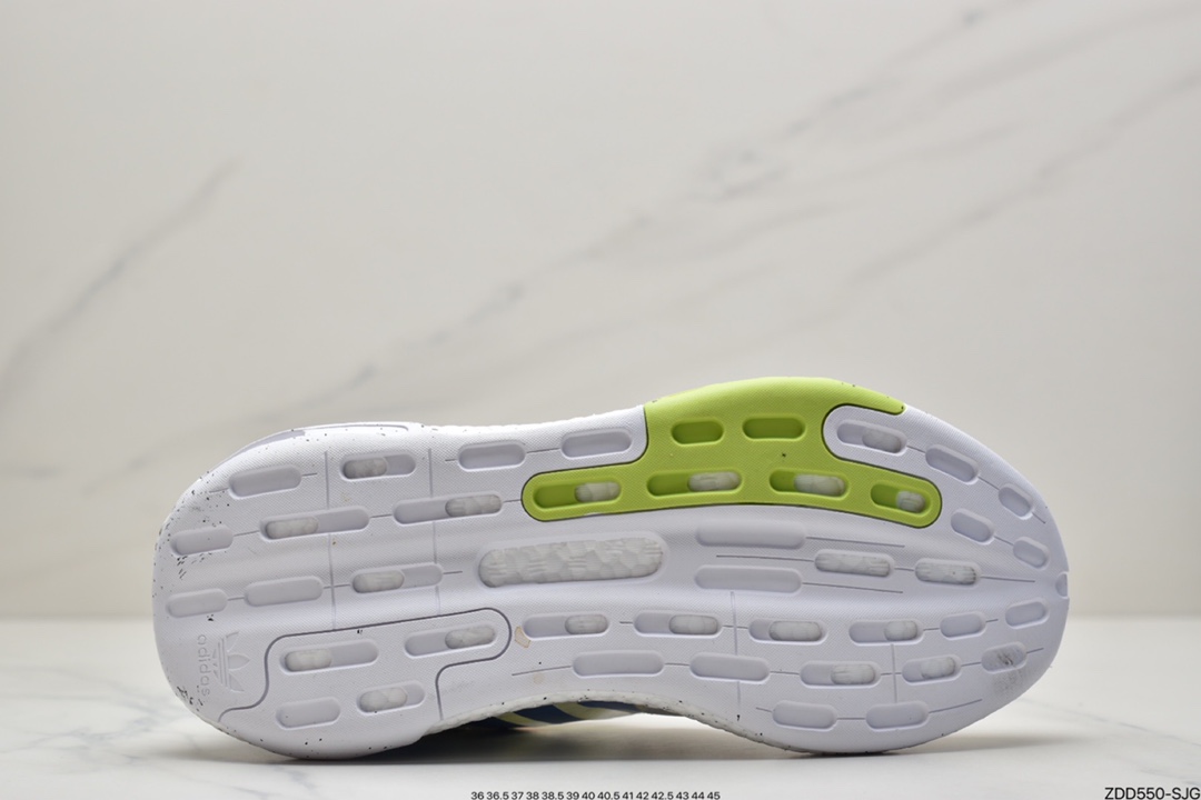 230 Originals 2020 Day Jogger Boost”Grey/Laser Reflectiv”运动跑鞋 FW3021