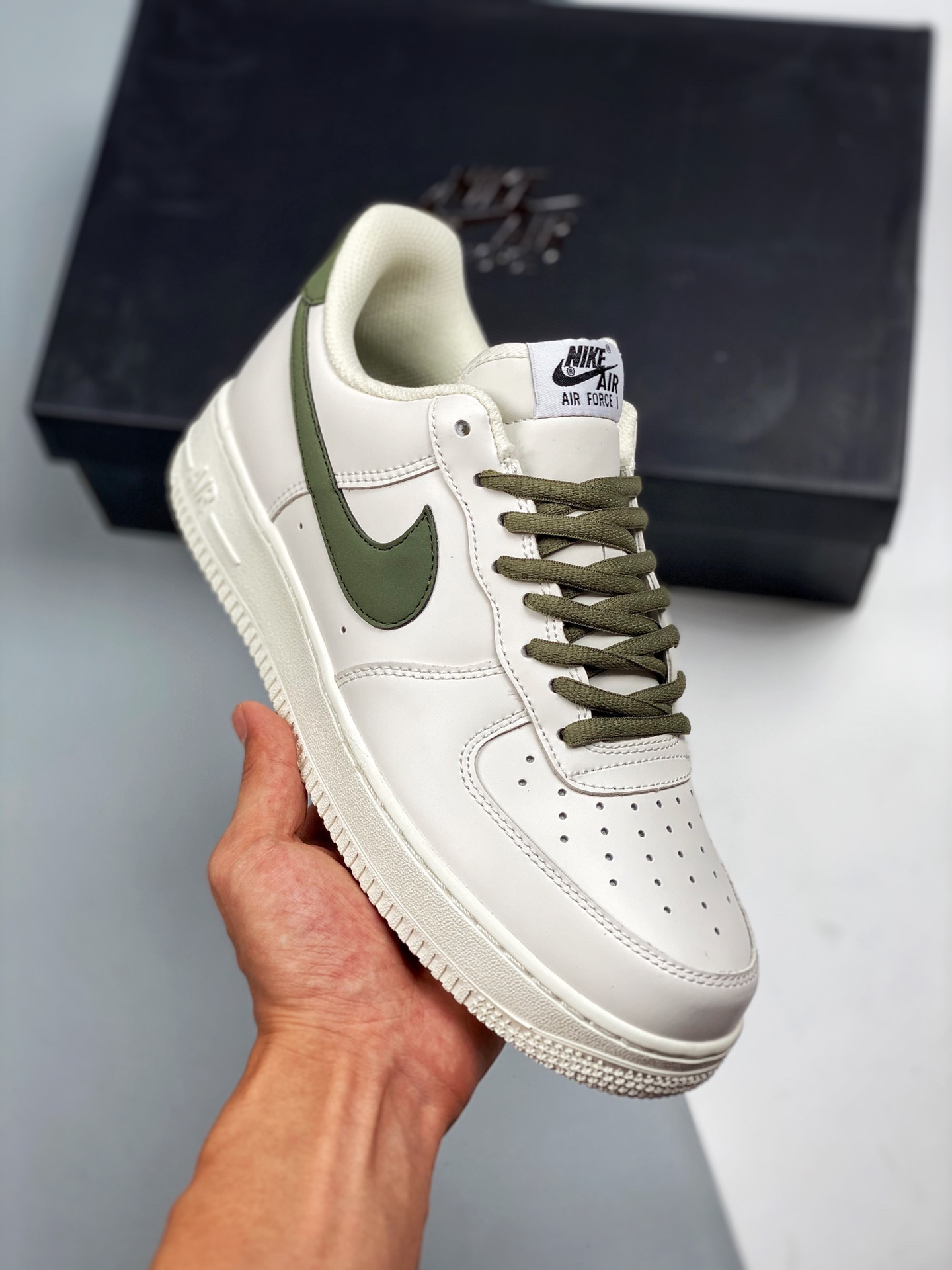 Nike Air Force 1 blanco verde horma original cartón original estilo puro de la Fuerza Aérea enfocado en el canal de com…