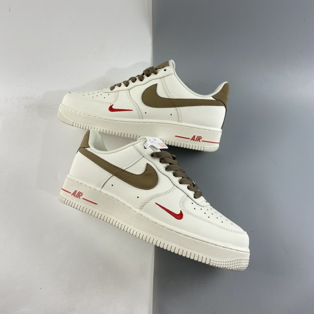 120  NIKE Air Force 1 Low 空军一号低帮休闲板鞋 808788-996