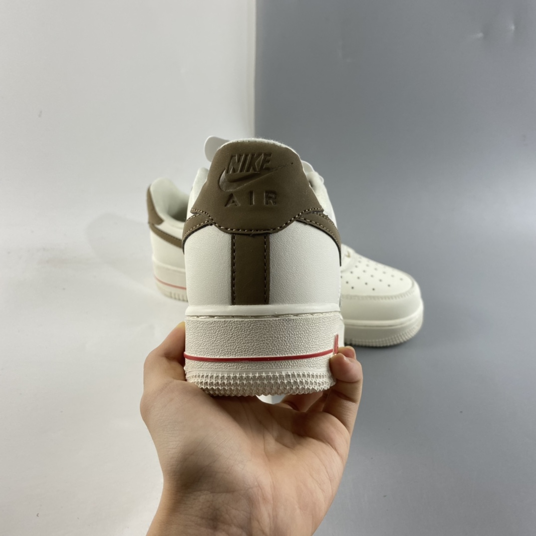 120  NIKE Air Force 1 Low 空军一号低帮休闲板鞋 808788-996