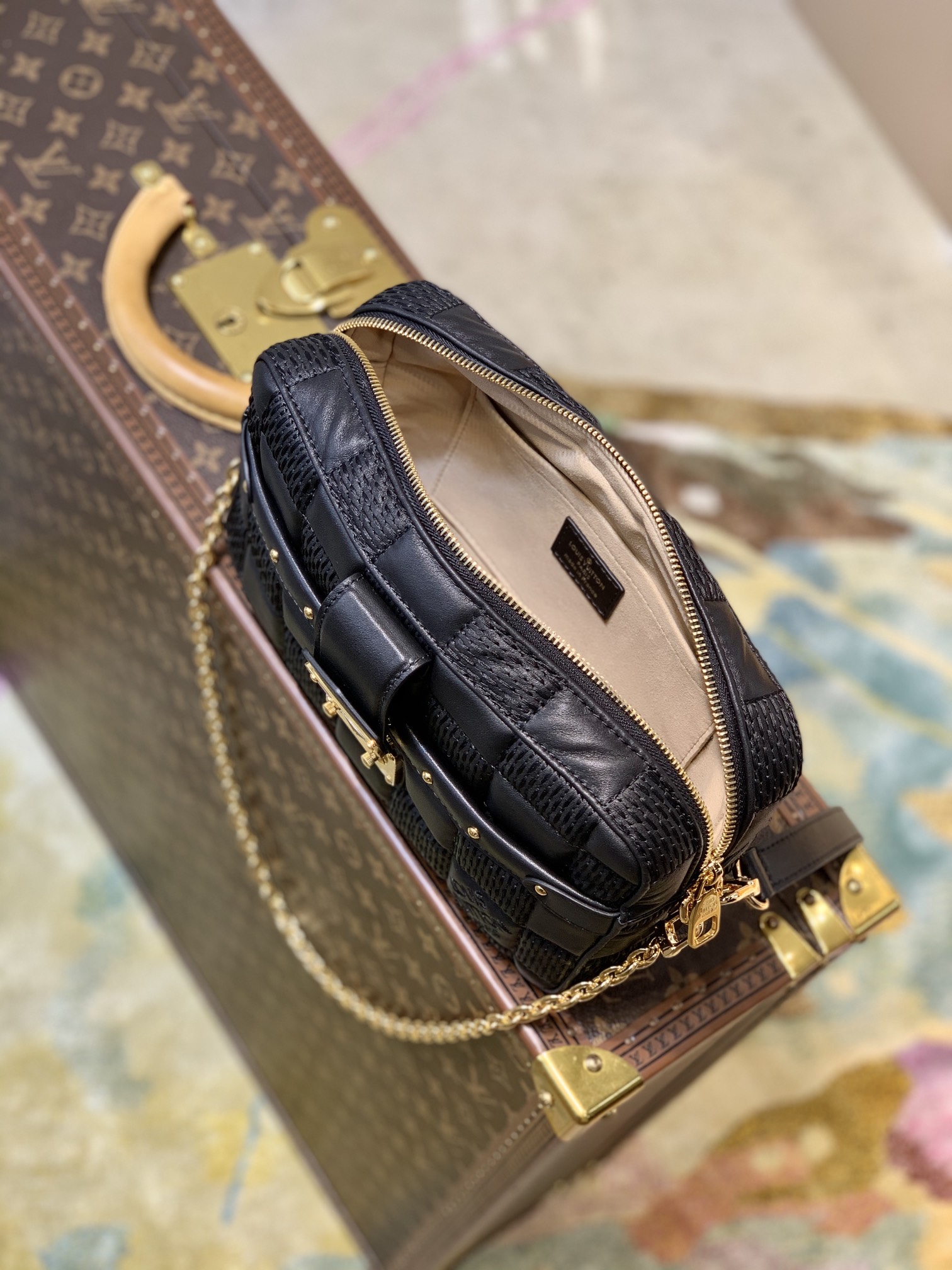 Louis Vuitton LV Troca MM Trocadéro 相机包 M59114
