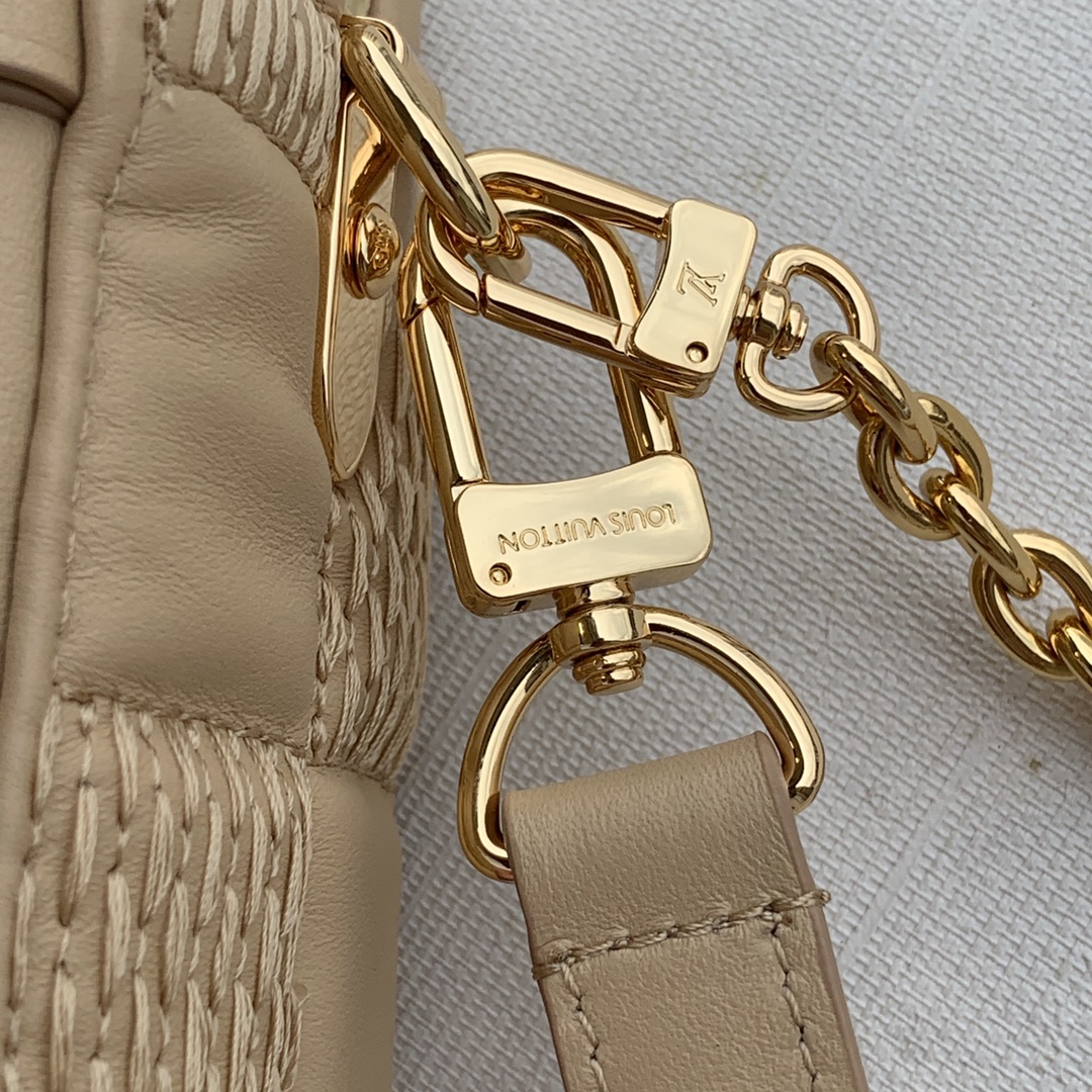 Louis Vuitton LV Troca MM Trocadéro 相机包 M59111