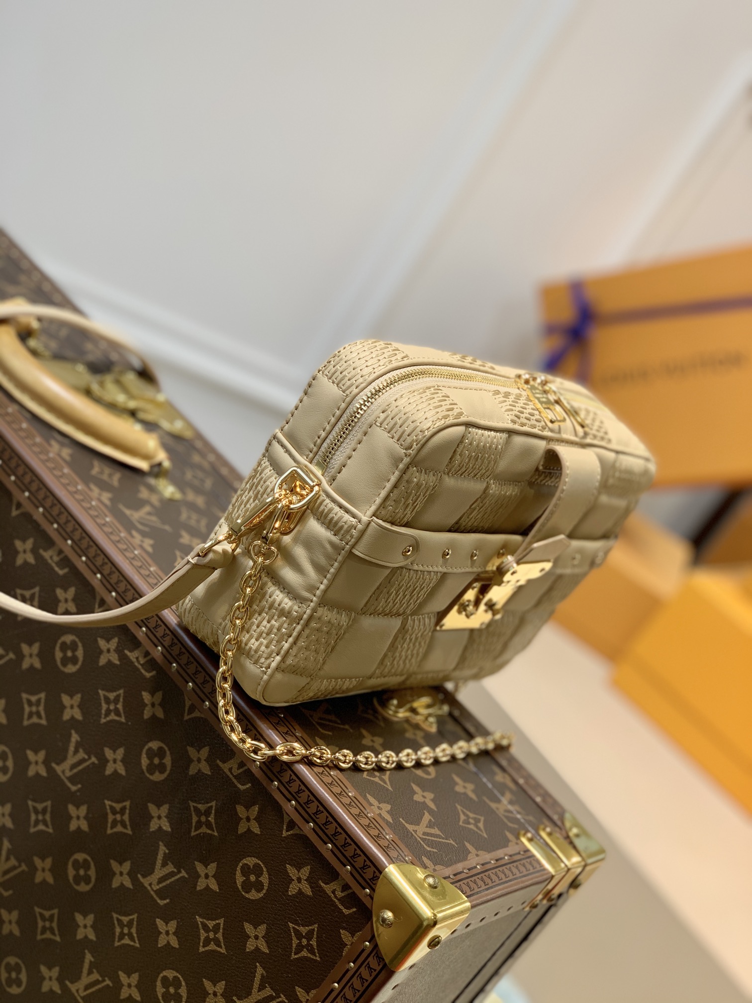 Louis Vuitton LV Troca MM Trocadéro 相机包 M59111