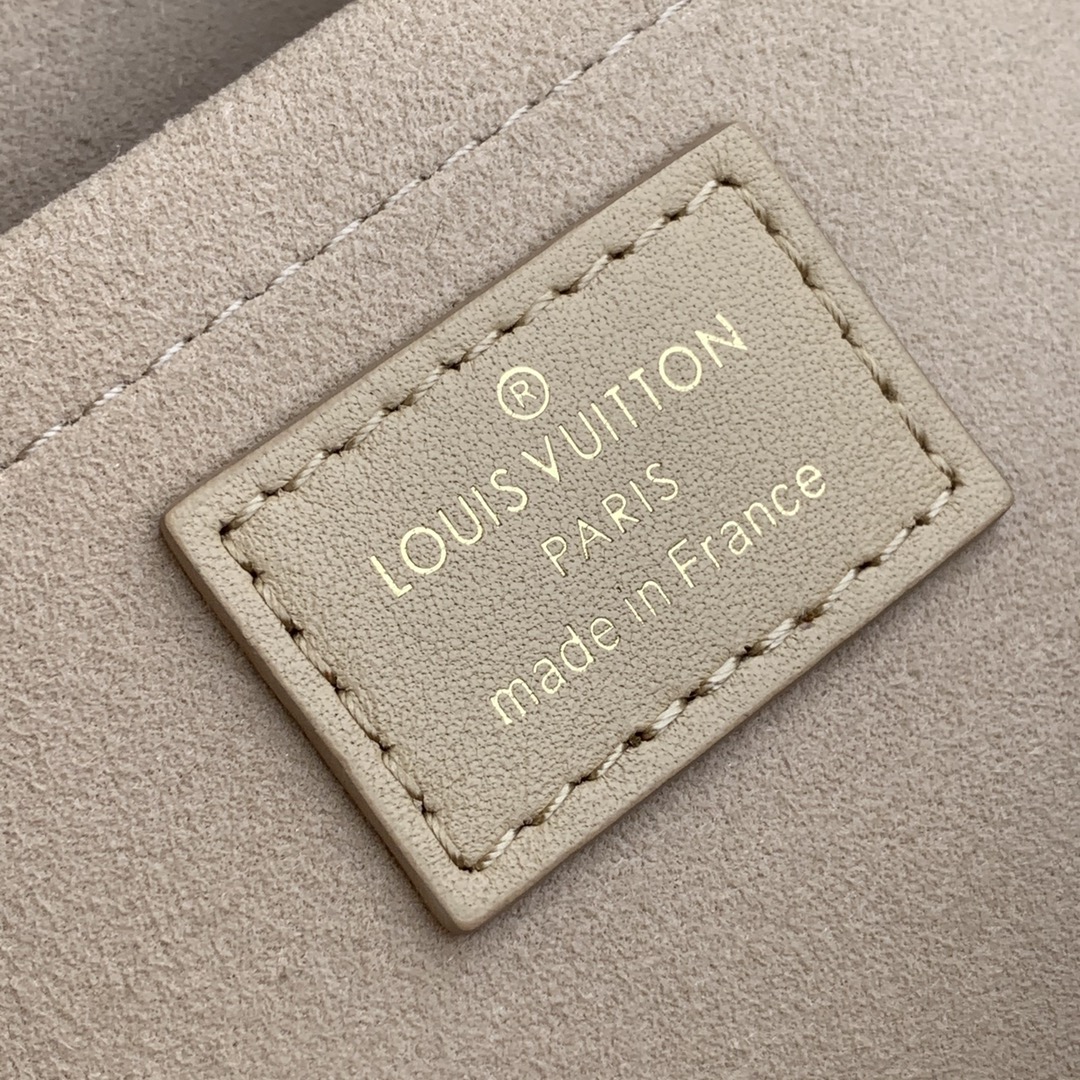 Louis Vuitton LV Troca MM Trocadéro 相机包 M59111