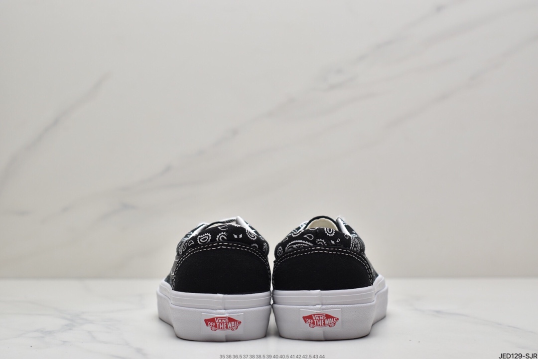 150 范斯VANS Bold Ni经典复古黑白低帮男女情侣款休闲帆布板鞋