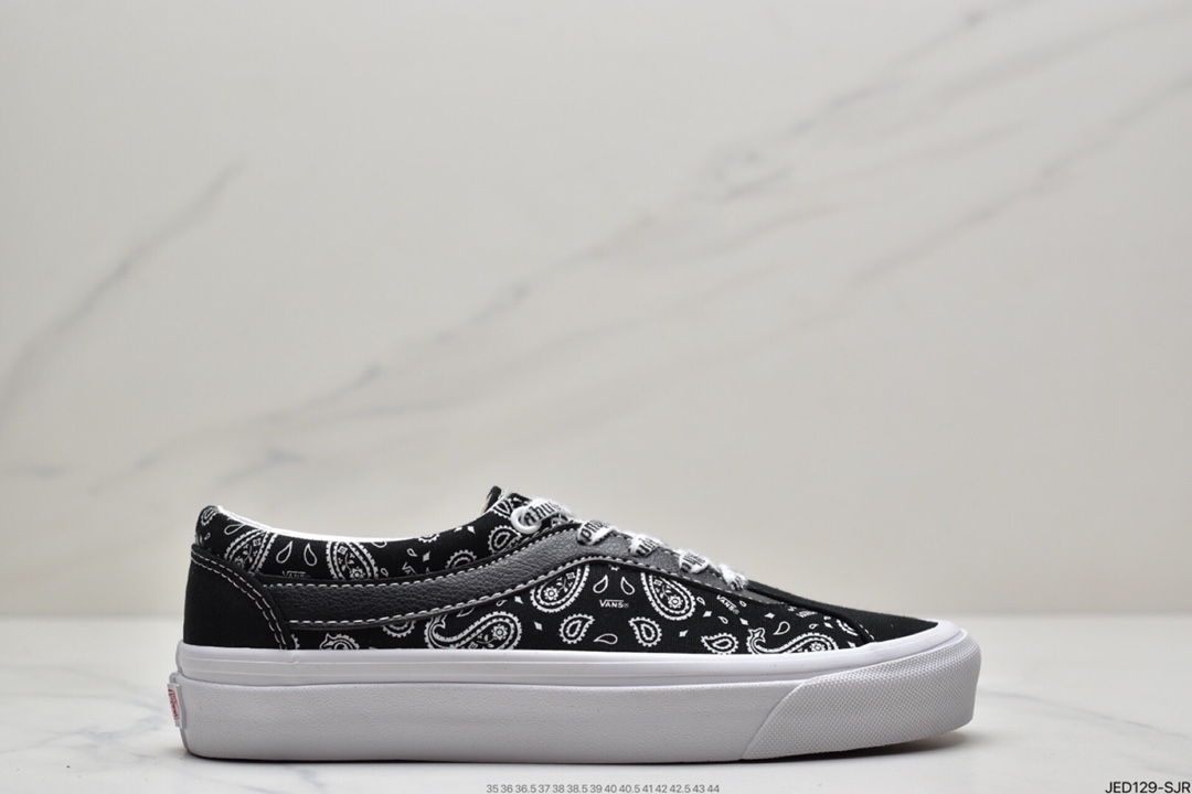 150 范斯VANS Bold Ni经典复古黑白低帮男女情侣款休闲帆布板鞋