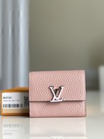 Louis Vuitton LV Capucines Wallet Taurillon Calfskin Cowhide Mini M68588