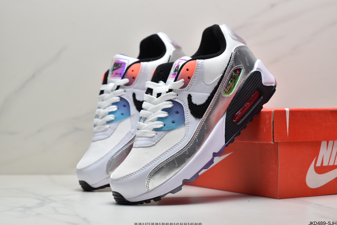 160  耐克2020 年时 Air Max 90 气垫星空 泼墨面世 30 周年CT3518-100