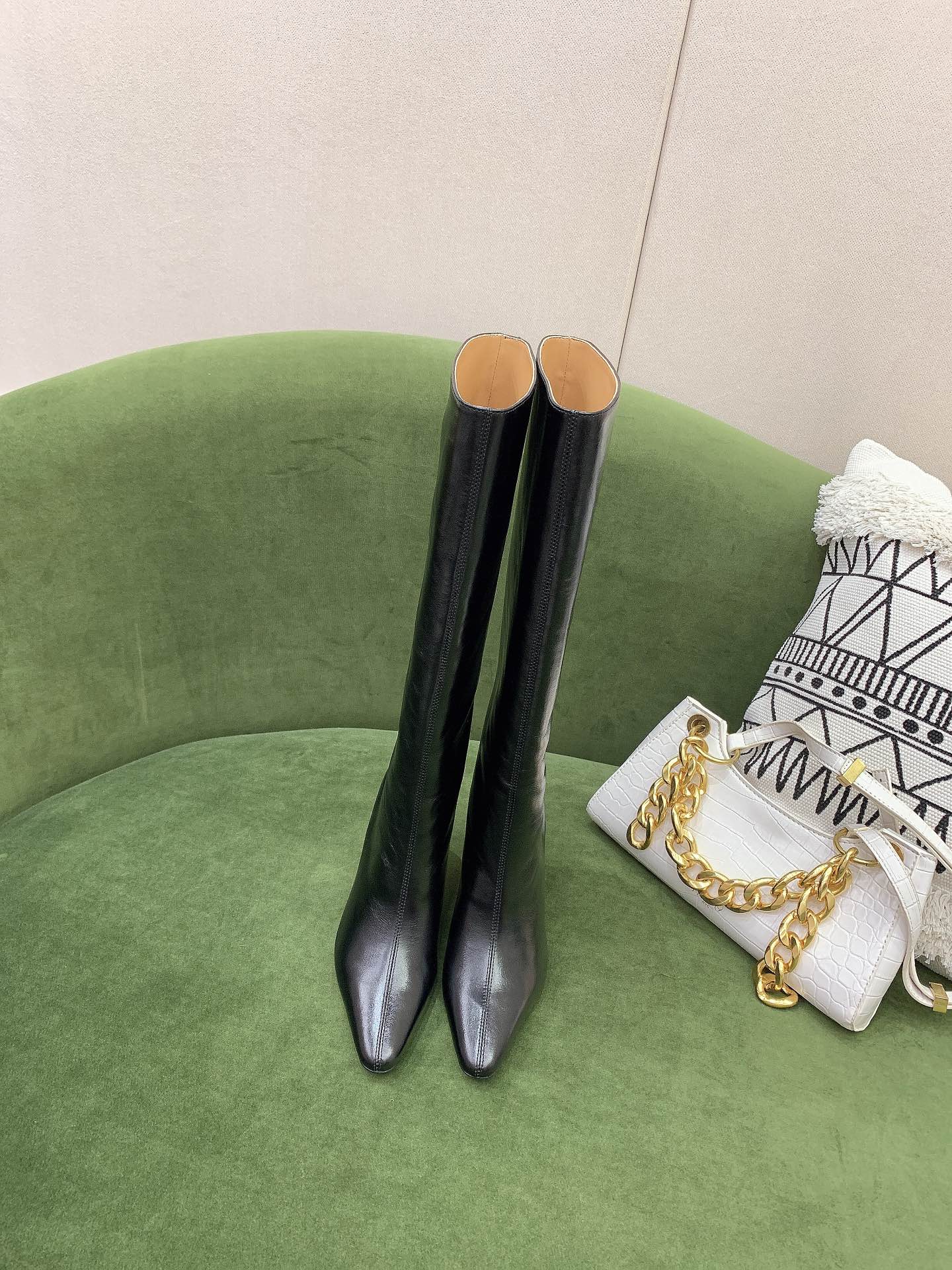 NO:460507,by fa* new high heel boots, super aura on the feet, fashionable and handsome!  Top quality!  Upper oil wax calfskin, inner foot padded sheepskin Italian leather outsole Heel height 7.5cm Size 35-39 (40 custom made), boots, boots, cowhide, sheepskin, Leather soles19860909by fa*新款高跟长靴 上脚超级有气场 时髦帅气！顶级品质！ 鞋面油蜡小牛皮 内里垫脚羊皮 意大利真皮大底 跟高7.5cm 码数35-39（40定做）,靴子,boots,cowhide,sheepskin,Leather soles,Women's Shoes