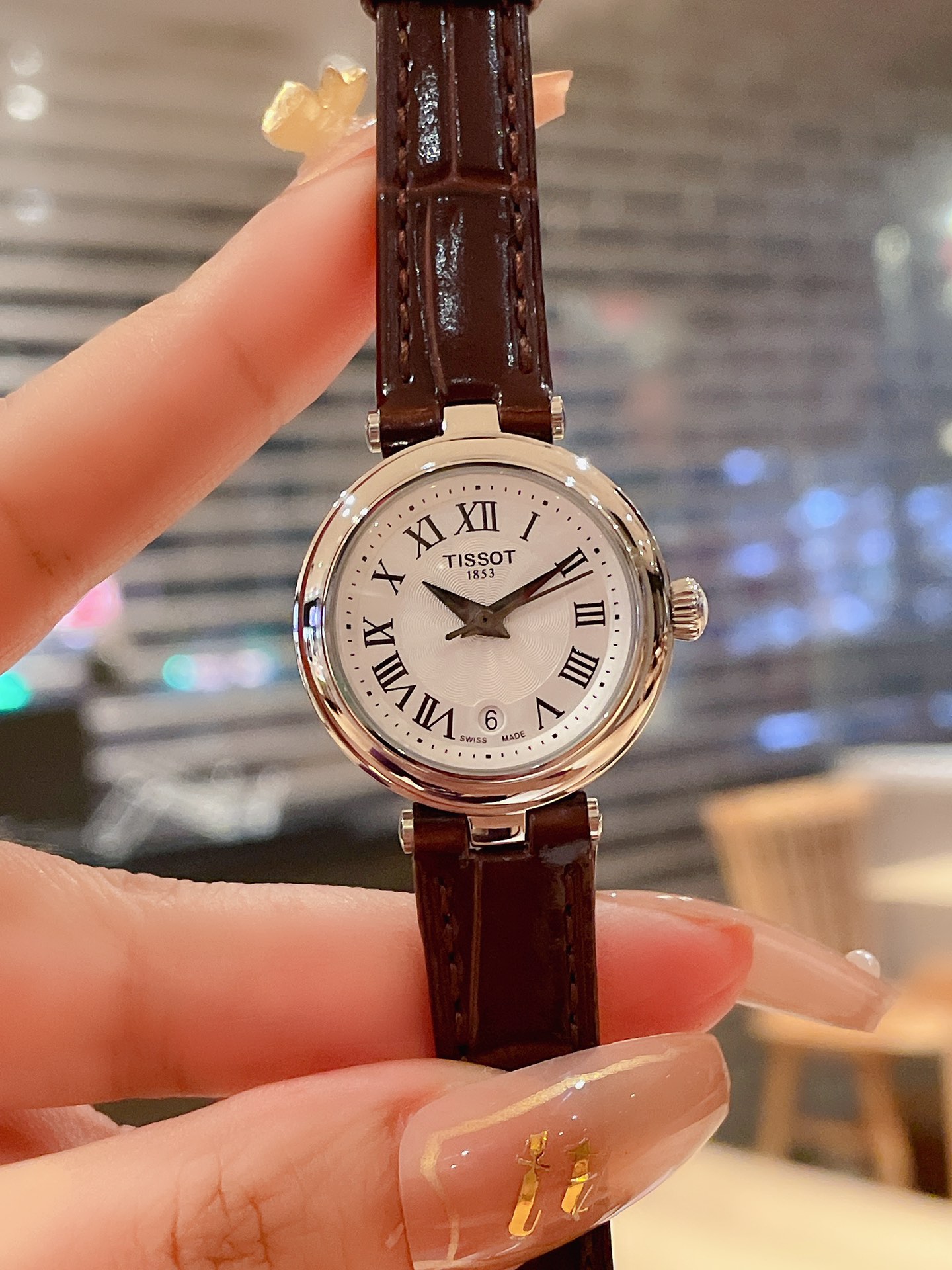 [LONGINES Watches]9527 White Shell Gold Shell Liu Yifei passionately endorses