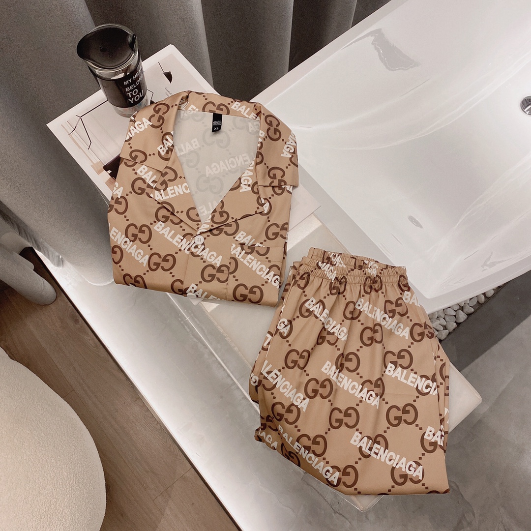 2023 GUCCI联名BALENCIAGA 家居服 高定韩国丝面料亲肤轻柔舒适 码数：M～XXXL