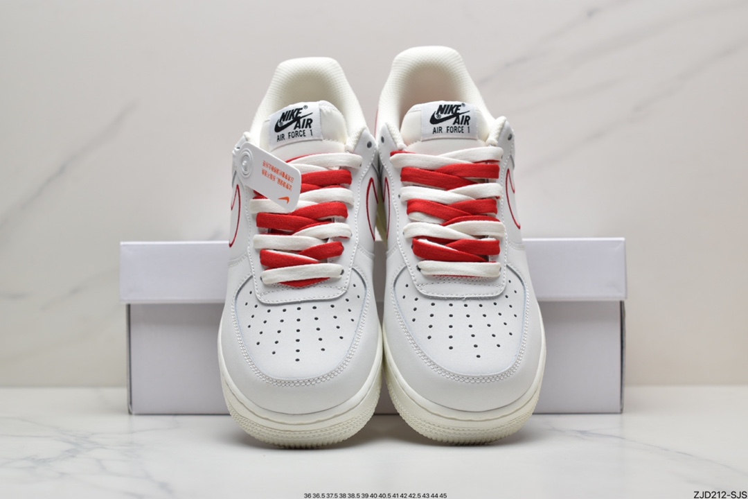 240 耐克Nike Air Force 1 Low  空军一号低帮百搭休闲运动板鞋CL6326-108