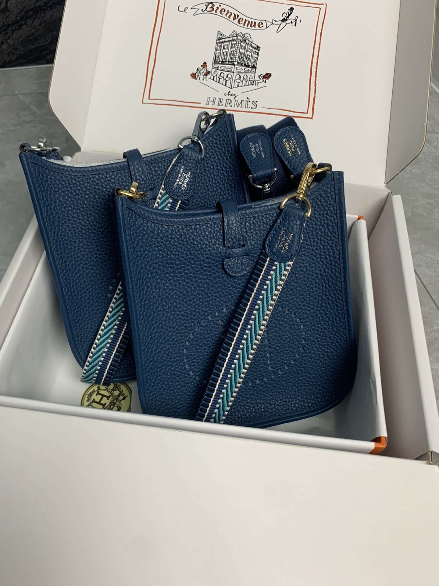 HERMES Mother's Bag Cabriole Tote Bag Blue #QYESII