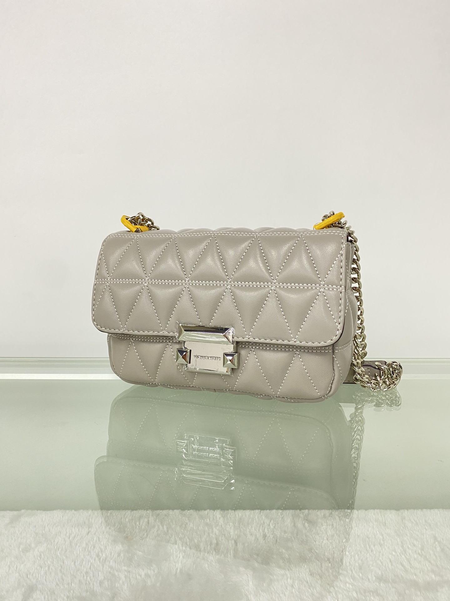 Michael Kors mk菱格羊皮小号灰色链条包 小号新款链条包 Sloan 系列新品 柔软细腻的羊皮