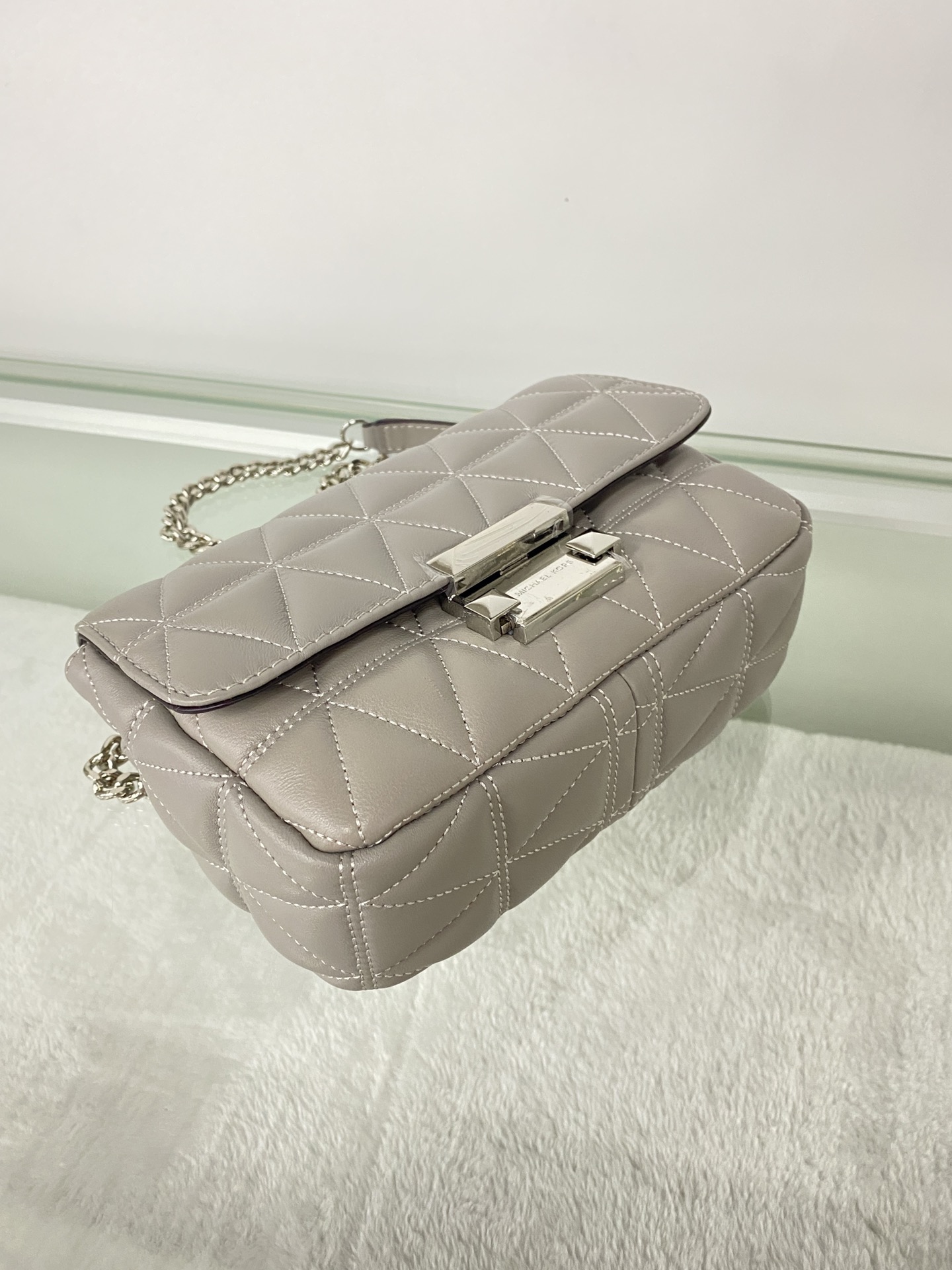 Michael Kors mk菱格羊皮小号灰色链条包 小号新款链条包 Sloan 系列新品 柔软细腻的羊皮
